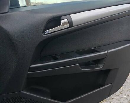 Опель Астра 2006 в Черткове на Automoto.ua Серый Опель Астра, объемом двигателя 1.3 л и пробегом 300 тыс. км за 3999 $, фото 52 на Automoto.ua