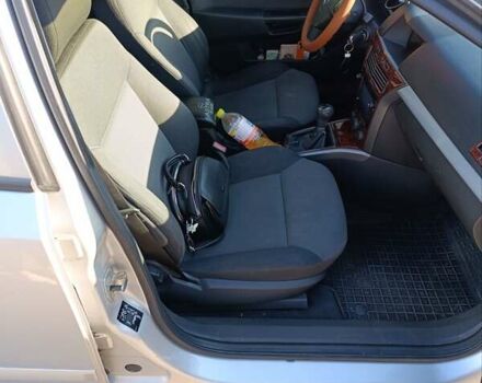 Серый Опель Астра, объемом двигателя 1.4 л и пробегом 311 тыс. км за 4500 $, фото 2 на Automoto.ua