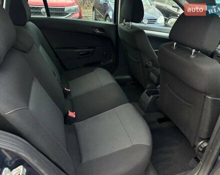 Серый Опель Астра, объемом двигателя 1.6 л и пробегом 126 тыс. км за 5450 $, фото 9 на Automoto.ua