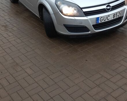 Серый Опель Астра, объемом двигателя 1.9 л и пробегом 395 тыс. км за 3000 $, фото 1 на Automoto.ua