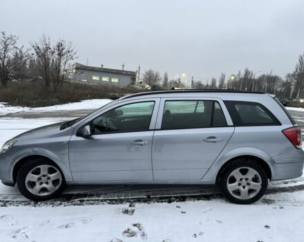 Серый Опель Астра, объемом двигателя 1.7 л и пробегом 370 тыс. км за 2819 $, фото 3 на Automoto.ua