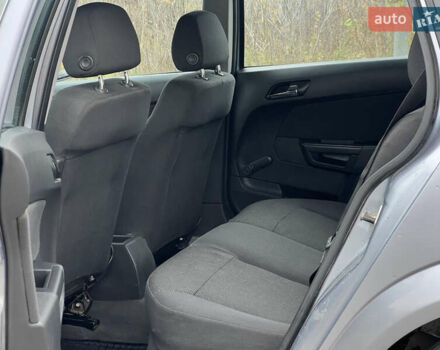 Опель Астра 2006 у Рожище на Automoto.ua Сірий Опель Астра, об'ємом двигуна 1.3 л та пробігом 243 тис. км за 4900 $, фото 18 на Automoto.ua