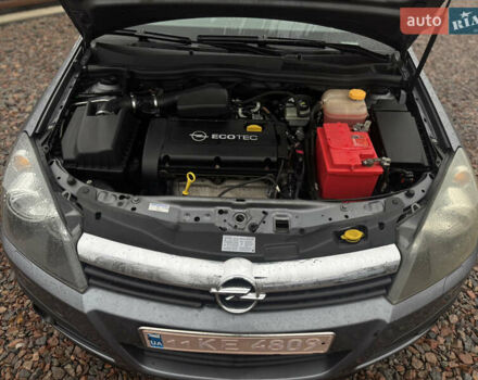 Серый Опель Астра, объемом двигателя 1.6 л и пробегом 271 тыс. км за 3999 $, фото 44 на Automoto.ua