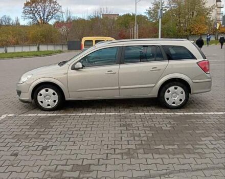 Серый Опель Астра, объемом двигателя 1.6 л и пробегом 198 тыс. км за 5200 $, фото 2 на Automoto.ua