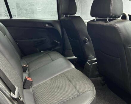 Серый Опель Астра, объемом двигателя 1.6 л и пробегом 249 тыс. км за 5700 $, фото 12 на Automoto.ua