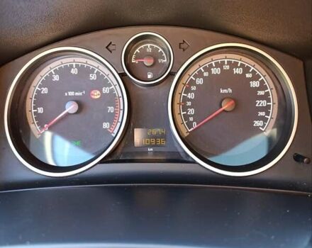 Серый Опель Астра, объемом двигателя 1.4 л и пробегом 311 тыс. км за 4500 $, фото 12 на Automoto.ua