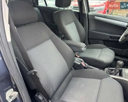 Серый Опель Астра, объемом двигателя 1.6 л и пробегом 126 тыс. км за 5450 $, фото 7 на Automoto.ua