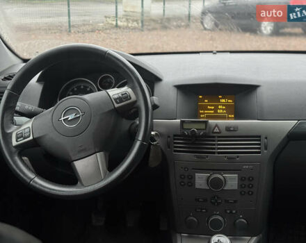 Серый Опель Астра, объемом двигателя 1.6 л и пробегом 271 тыс. км за 3999 $, фото 39 на Automoto.ua