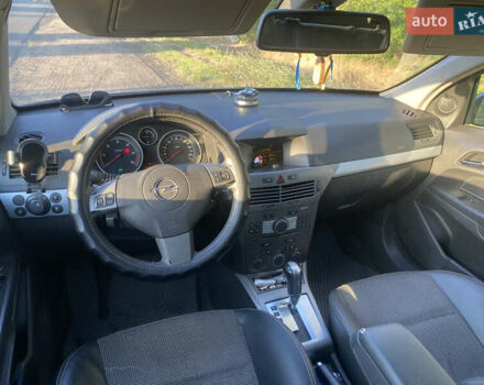 Сірий Опель Астра, об'ємом двигуна 1.91 л та пробігом 340 тис. км за 5600 $, фото 7 на Automoto.ua