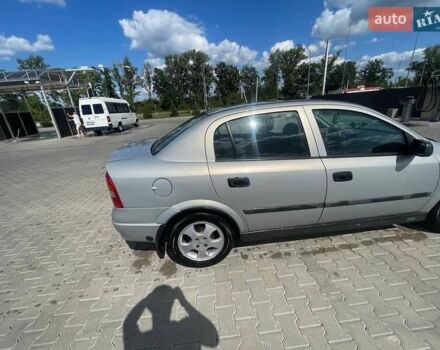 Серый Опель Астра, объемом двигателя 1.4 л и пробегом 320 тыс. км за 4000 $, фото 2 на Automoto.ua