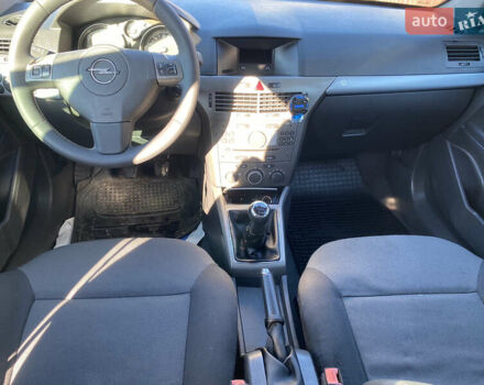Серый Опель Астра, объемом двигателя 1.3 л и пробегом 385 тыс. км за 4500 $, фото 23 на Automoto.ua