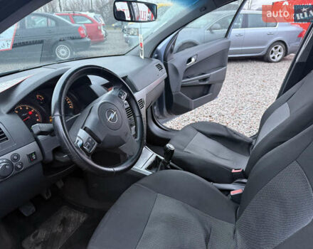 Серый Опель Астра, объемом двигателя 1.6 л и пробегом 333 тыс. км за 3300 $, фото 14 на Automoto.ua