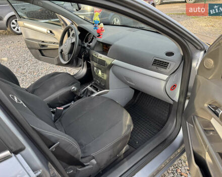 Сірий Опель Астра, об'ємом двигуна 1.69 л та пробігом 266 тис. км за 4500 $, фото 24 на Automoto.ua