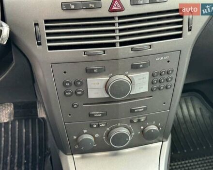 Сірий Опель Астра, об'ємом двигуна 1.6 л та пробігом 239 тис. км за 5400 $, фото 20 на Automoto.ua