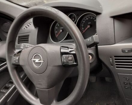 Серый Опель Астра, объемом двигателя 1.8 л и пробегом 215 тыс. км за 5000 $, фото 6 на Automoto.ua