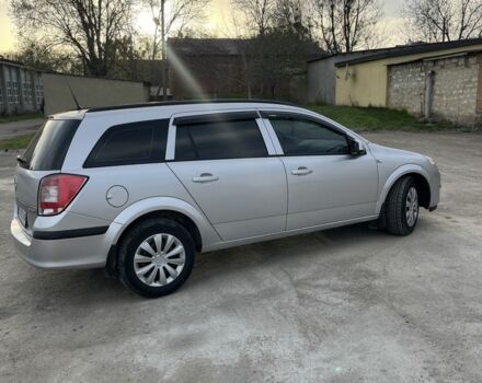 Серый Опель Астра, объемом двигателя 1.7 л и пробегом 270 тыс. км за 4800 $, фото 1 на Automoto.ua