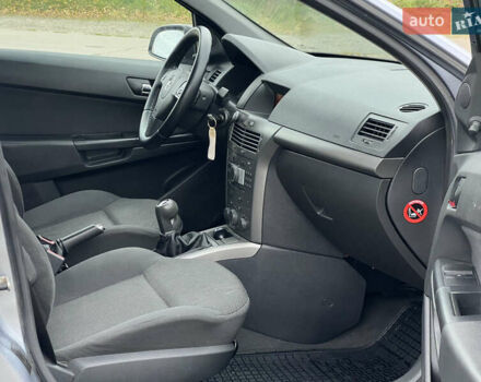 Опель Астра 2006 у Рожище на Automoto.ua Сірий Опель Астра, об'ємом двигуна 1.3 л та пробігом 243 тис. км за 4900 $, фото 20 на Automoto.ua