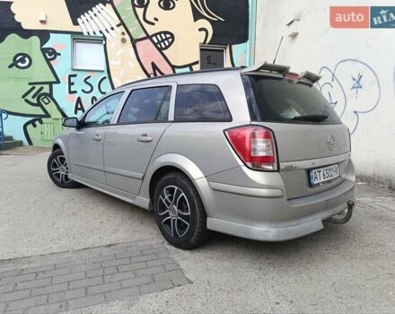 Серый Опель Астра, объемом двигателя 1.6 л и пробегом 340 тыс. км за 4300 $, фото 9 на Automoto.ua