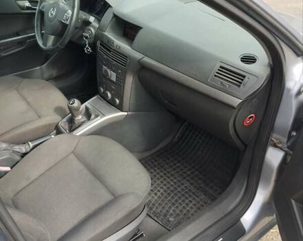 Опель Астра 2006 в Самборе на Automoto.ua Серый Опель Астра, объемом двигателя 1.6 л и пробегом 273 тыс. км за 4200 $, фото 31 на Automoto.ua