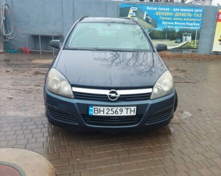 Серый Опель Астра, объемом двигателя 1.2 л и пробегом 425 тыс. км за 4200 $, фото 1 на Automoto.ua