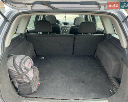 Опель Астра 2006 в Тернополе на Automoto.ua Серый Опель Астра, объемом двигателя 1.2 л и пробегом 300 тыс. км за 3999 $, фото 58 на Automoto.ua