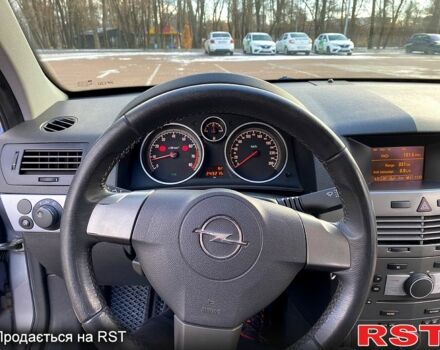 Серый Опель Астра, объемом двигателя 1.4 л и пробегом 243 тыс. км за 5200 $, фото 11 на Automoto.ua