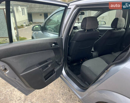 Опель Астра 2006 в Тернополе на Automoto.ua Серый Опель Астра, объемом двигателя 1.2 л и пробегом 300 тыс. км за 3999 $, фото 46 на Automoto.ua