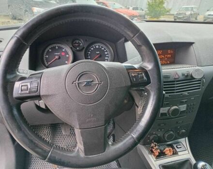 Серый Опель Астра, объемом двигателя 1.3 л и пробегом 250 тыс. км за 4840 $, фото 13 на Automoto.ua