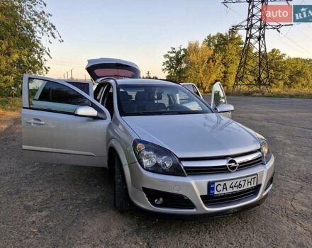 Сірий Опель Астра, об'ємом двигуна 1.6 л та пробігом 235 тис. км за 5500 $, фото 17 на Automoto.ua