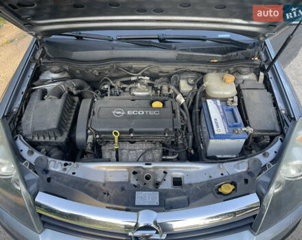 Серый Опель Астра, объемом двигателя 1.8 л и пробегом 243 тыс. км за 5900 $, фото 17 на Automoto.ua