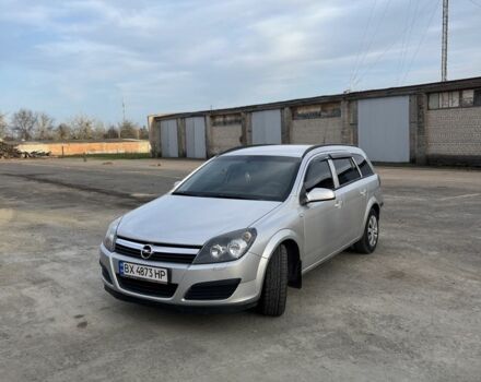 Серый Опель Астра, объемом двигателя 1.7 л и пробегом 270 тыс. км за 4800 $, фото 2 на Automoto.ua