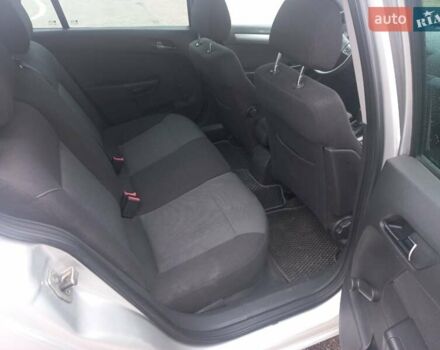 Серый Опель Астра, объемом двигателя 1.6 л и пробегом 227 тыс. км за 4600 $, фото 9 на Automoto.ua