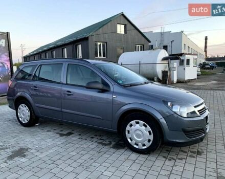 Серый Опель Астра, объемом двигателя 1.4 л и пробегом 171 тыс. км за 5000 $, фото 1 на Automoto.ua