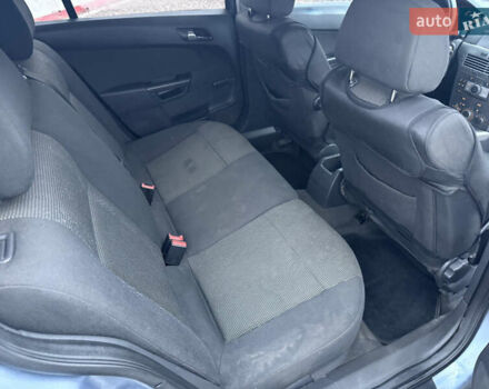 Серый Опель Астра, объемом двигателя 1.6 л и пробегом 333 тыс. км за 3300 $, фото 19 на Automoto.ua