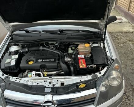 Серый Опель Астра, объемом двигателя 1.7 л и пробегом 290 тыс. км за 1800 $, фото 10 на Automoto.ua