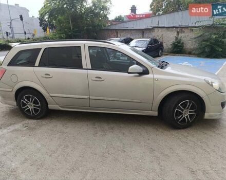 Серый Опель Астра, объемом двигателя 1.6 л и пробегом 340 тыс. км за 4300 $, фото 7 на Automoto.ua