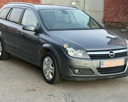 Серый Опель Астра, объемом двигателя 1.6 л и пробегом 309 тыс. км за 5300 $, фото 5 на Automoto.ua