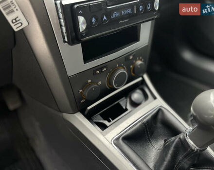 Серый Опель Астра, объемом двигателя 1.6 л и пробегом 158 тыс. км за 4950 $, фото 22 на Automoto.ua