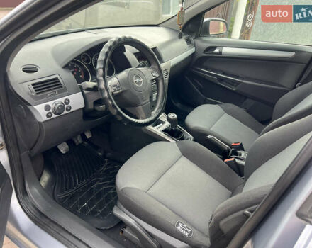 Опель Астра 2006 в Тернополе на Automoto.ua Серый Опель Астра, объемом двигателя 1.2 л и пробегом 300 тыс. км за 3999 $, фото 42 на Automoto.ua