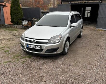 Серый Опель Астра, объемом двигателя 1.6 л и пробегом 245 тыс. км за 5450 $, фото 1 на Automoto.ua