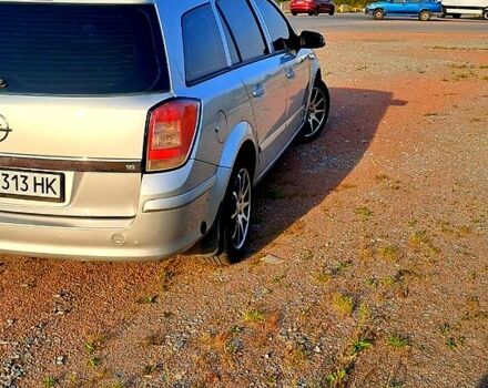 Серый Опель Астра, объемом двигателя 1.6 л и пробегом 264 тыс. км за 4900 $, фото 5 на Automoto.ua