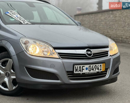 Сірий Опель Астра, об'ємом двигуна 1.7 л та пробігом 240 тис. км за 5199 $, фото 5 на Automoto.ua