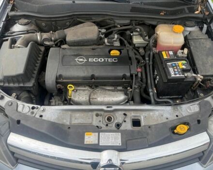 Серый Опель Астра, объемом двигателя 1.6 л и пробегом 184 тыс. км за 4350 $, фото 13 на Automoto.ua