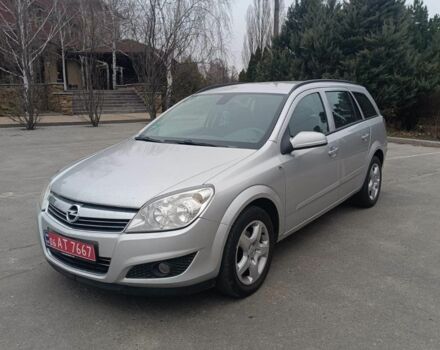 Серый Опель Астра, объемом двигателя 1.6 л и пробегом 226 тыс. км за 5400 $, фото 1 на Automoto.ua