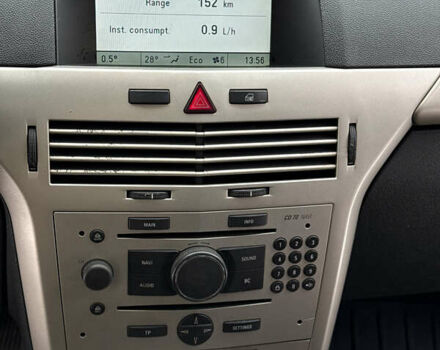 Серый Опель Астра, объемом двигателя 1.9 л и пробегом 428 тыс. км за 5800 $, фото 19 на Automoto.ua