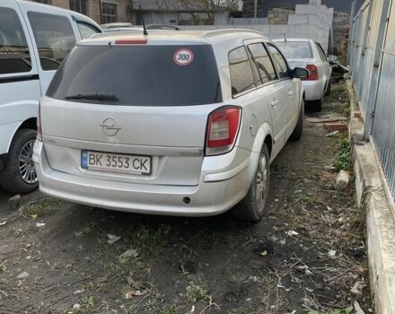 Серый Опель Астра, объемом двигателя 1.9 л и пробегом 268 тыс. км за 2900 $, фото 2 на Automoto.ua
