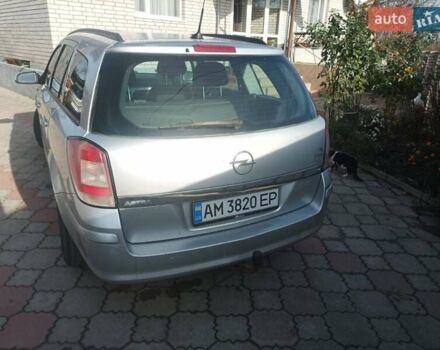 Сірий Опель Астра, об'ємом двигуна 1.6 л та пробігом 300 тис. км за 4500 $, фото 3 на Automoto.ua