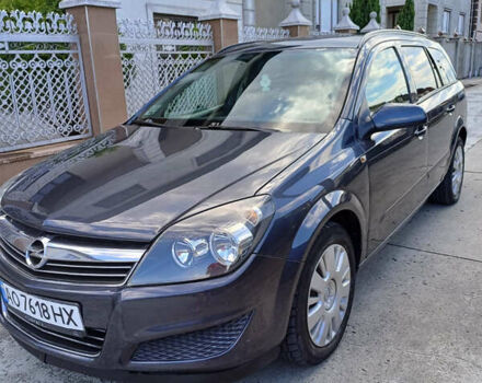 Серый Опель Астра, объемом двигателя 1.9 л и пробегом 293 тыс. км за 3900 $, фото 3 на Automoto.ua