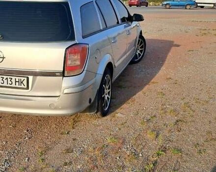 Серый Опель Астра, объемом двигателя 1.6 л и пробегом 264 тыс. км за 4600 $, фото 5 на Automoto.ua