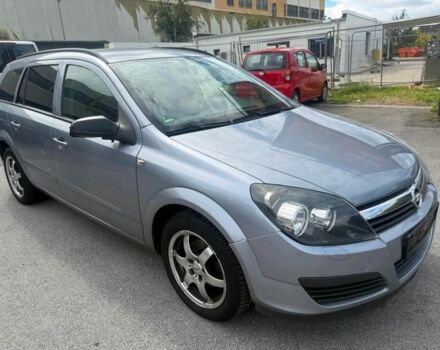 Серый Опель Астра, объемом двигателя 1.6 л и пробегом 184 тыс. км за 4350 $, фото 6 на Automoto.ua